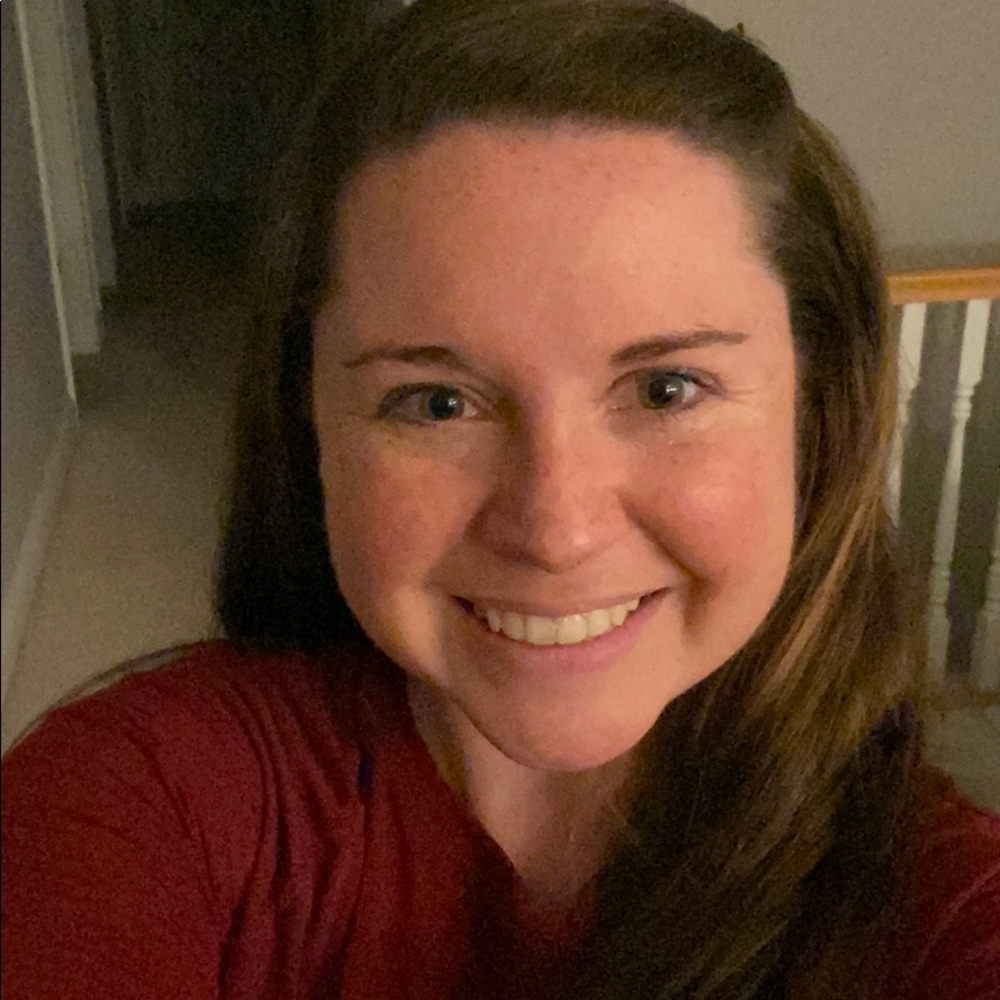 Meet your Posher, Joelle